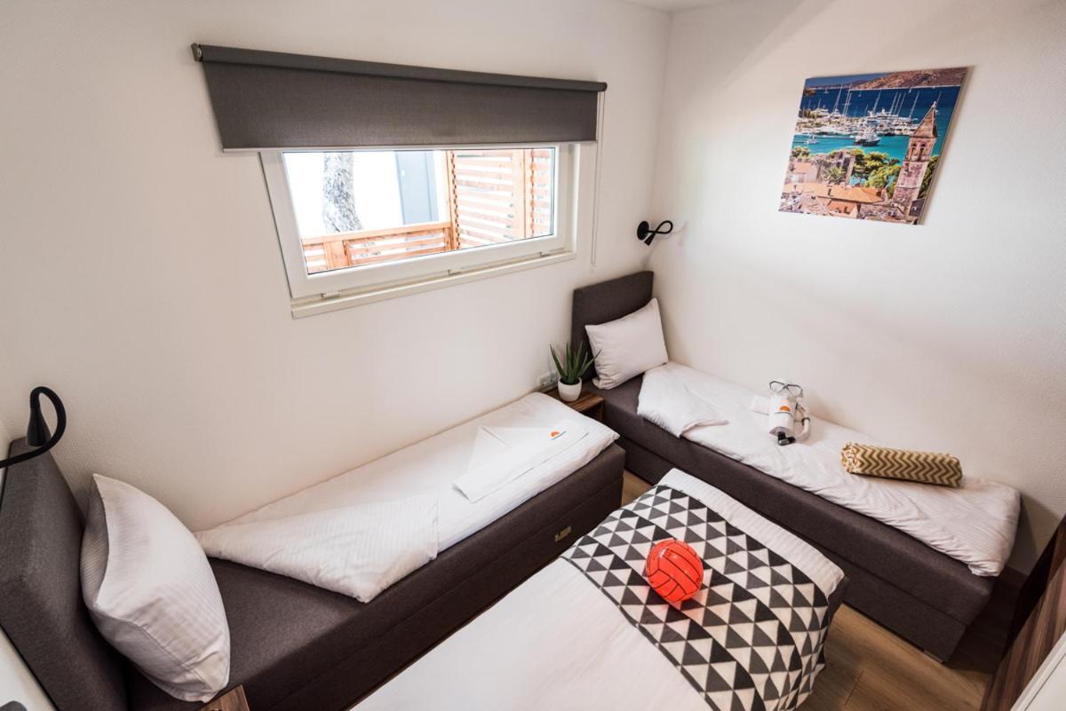 Croatia Camp Premium Hotel Vodice Exterior photo