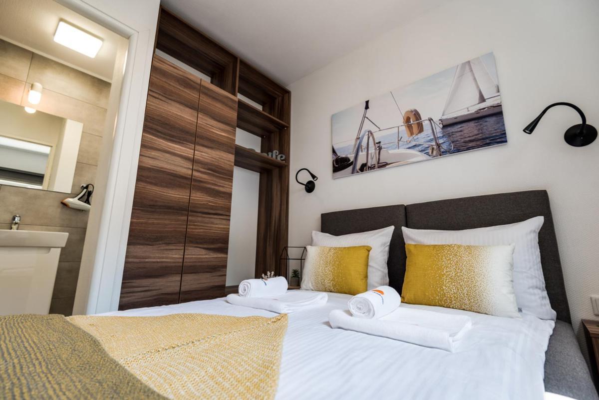 Croatia Camp Premium Hotel Vodice Exterior photo